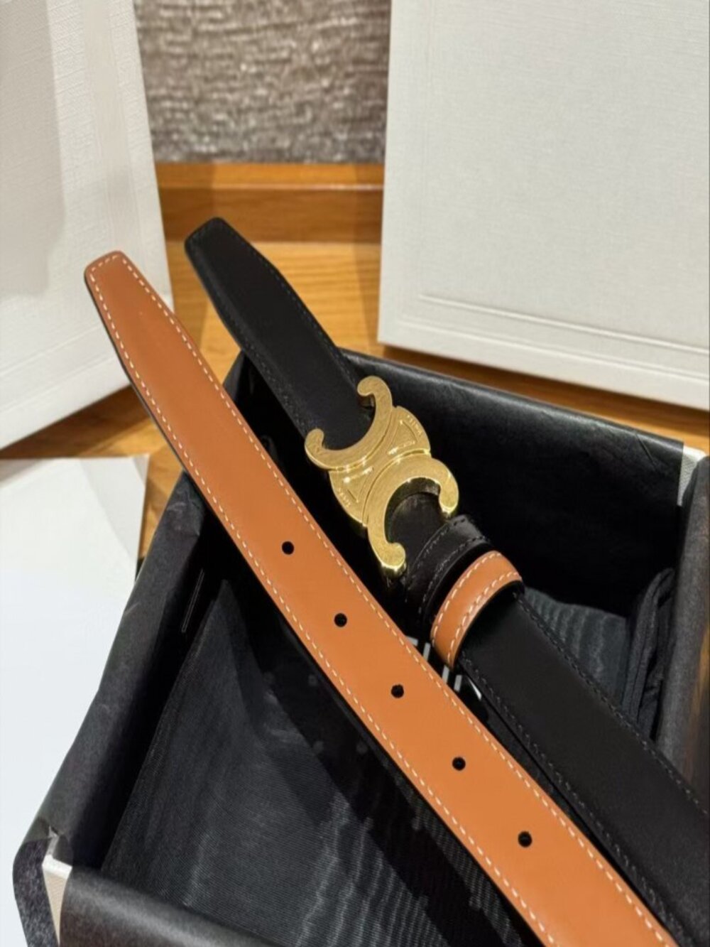 CELINE Double-sided belt - Picture 6 of 7